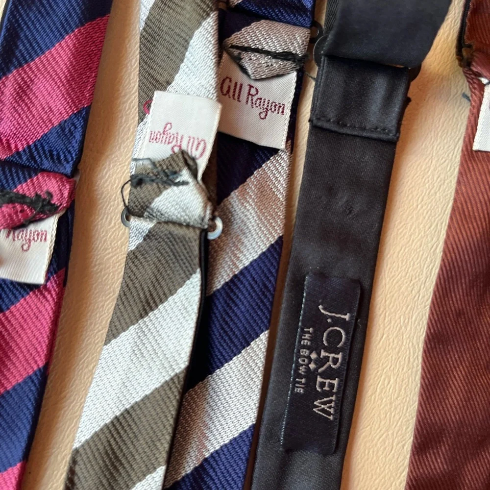 Lot of Eight Vintage Bow Ties